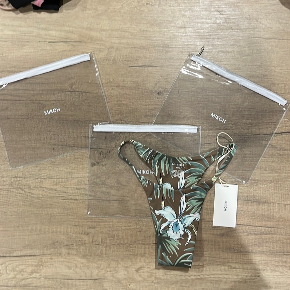 NWT Mikoh Comino Style Bikini Bottoms Size Small